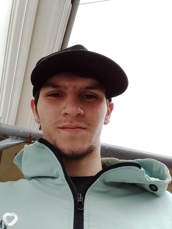Дима, 20, Златоусте — анкета №2971460