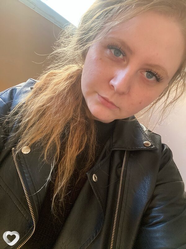 Елена, 25, Барнауле — анкета №2971414