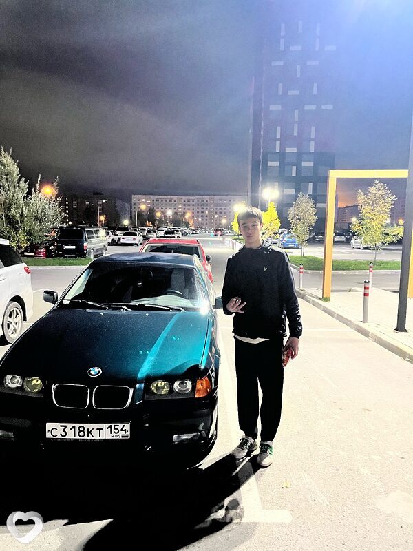 Кирилл, 19, Новосибирске — анкета №2971725