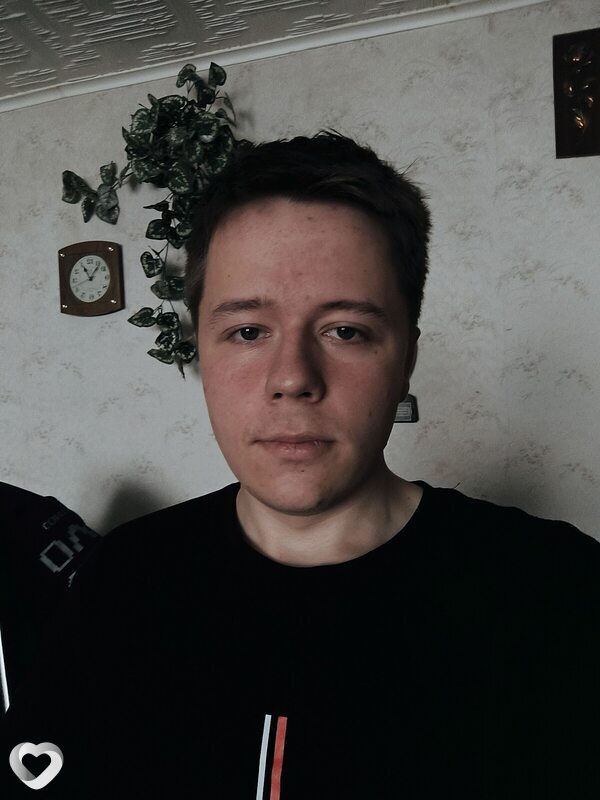 Игорь, 21, Калининграде — анкета №2971756