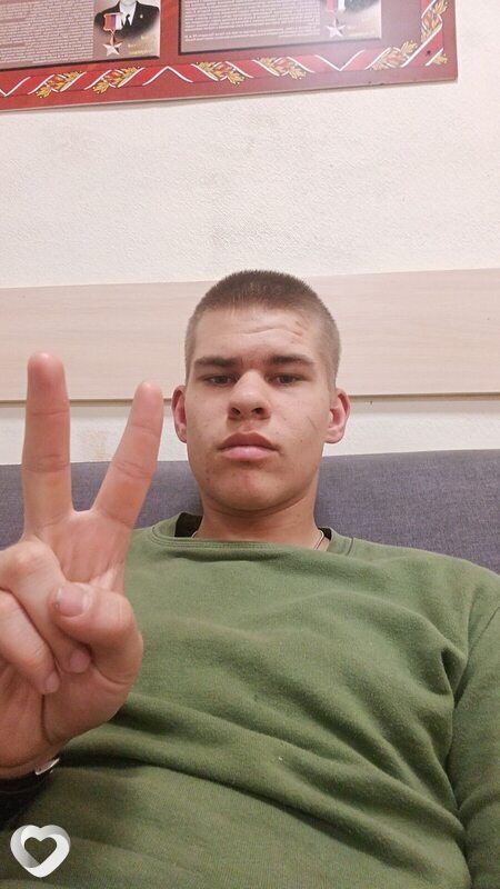 Игорь, 22, Екатеринбурге — анкета №2971898