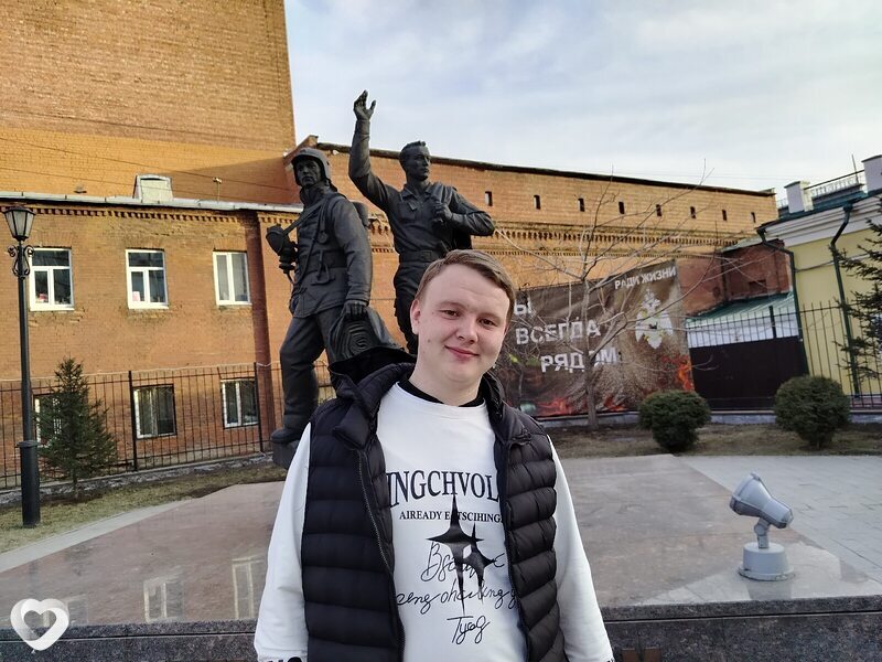 Илья, 18, Иркутске — анкета №2972203