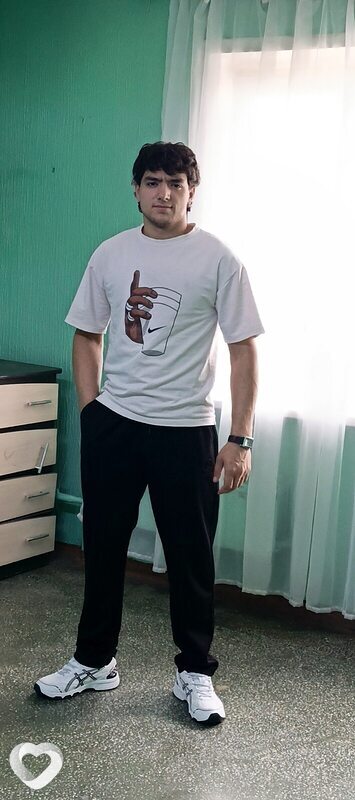 Азиз, 22, Красноярске — анкета №2972276