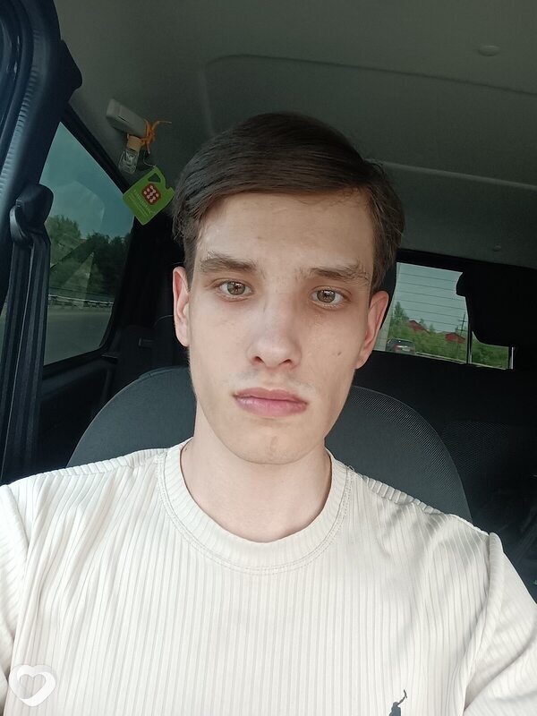 Анатолий, 23, Нижневартовске — анкета №2972295