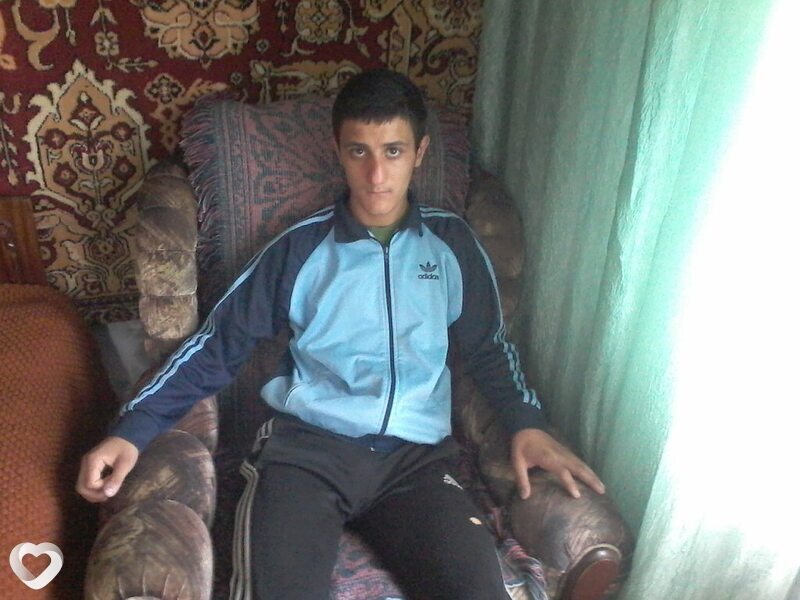 Гарик, 29, Пятигорске — анкета №2972320