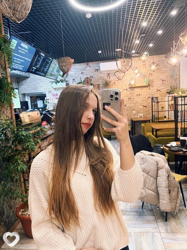 Oli, 19, Ессентуках — анкета №2973088