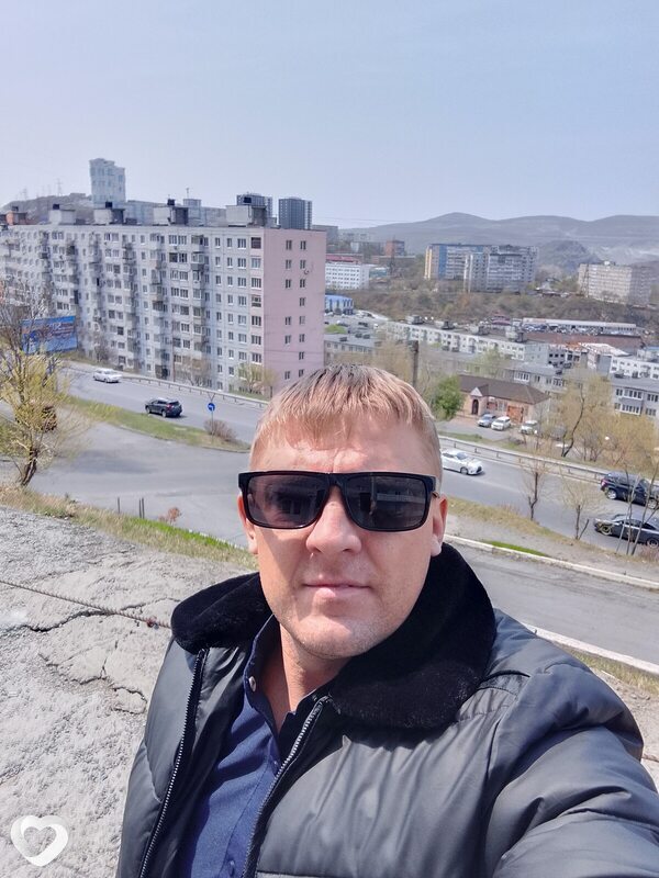 Максим, 37, Находке — анкета №2973054