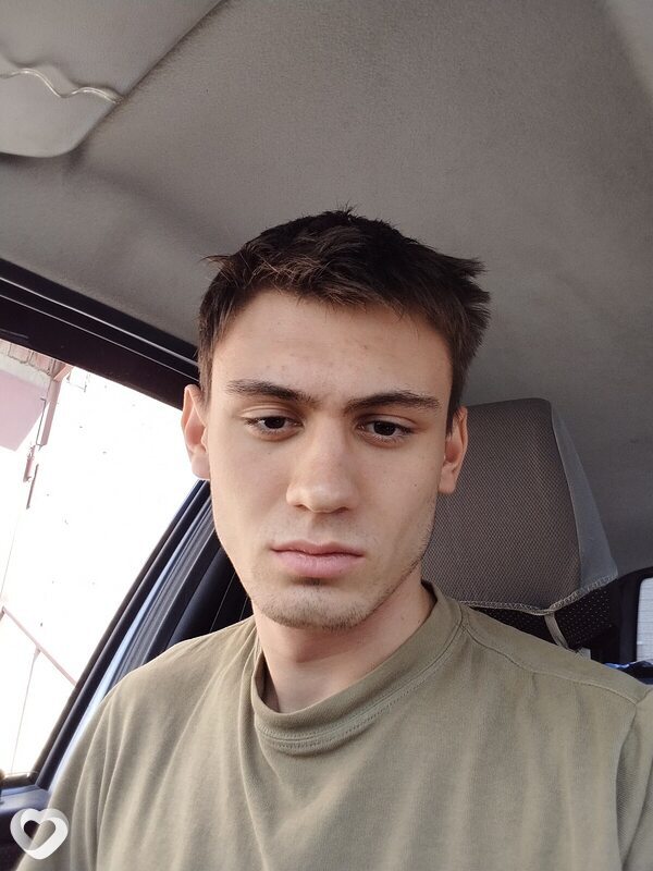 Виталий, 23, Москве — анкета №2973232