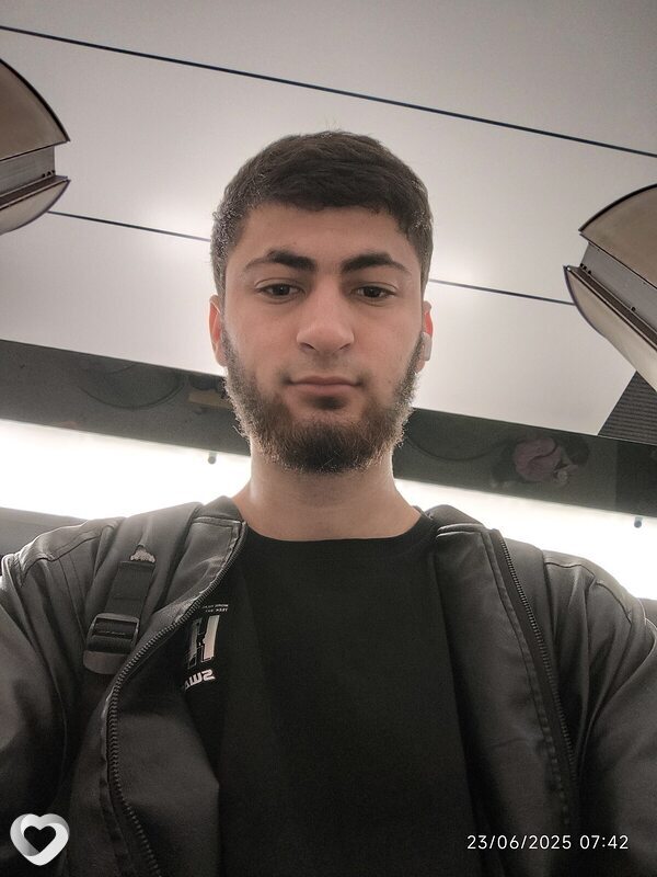 Ozodbek, 20, Москве — анкета №2973284