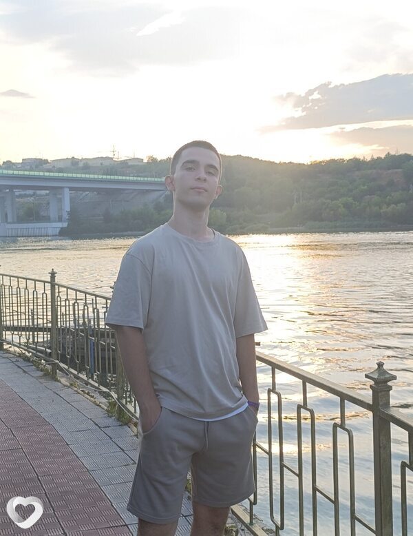 Тимур, 26, Ростове-на-Дону — анкета №2973586