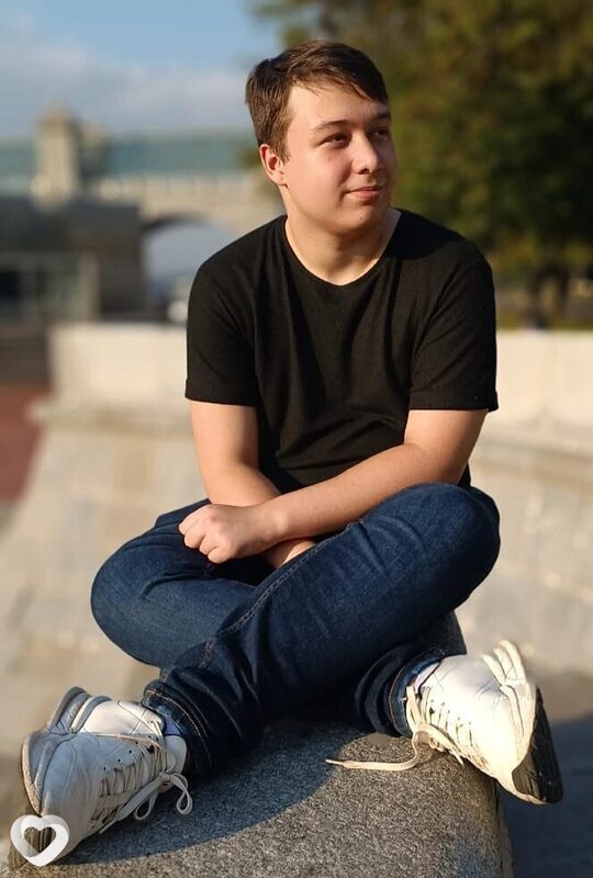 Даниил, 19, Москве — анкета №2973520
