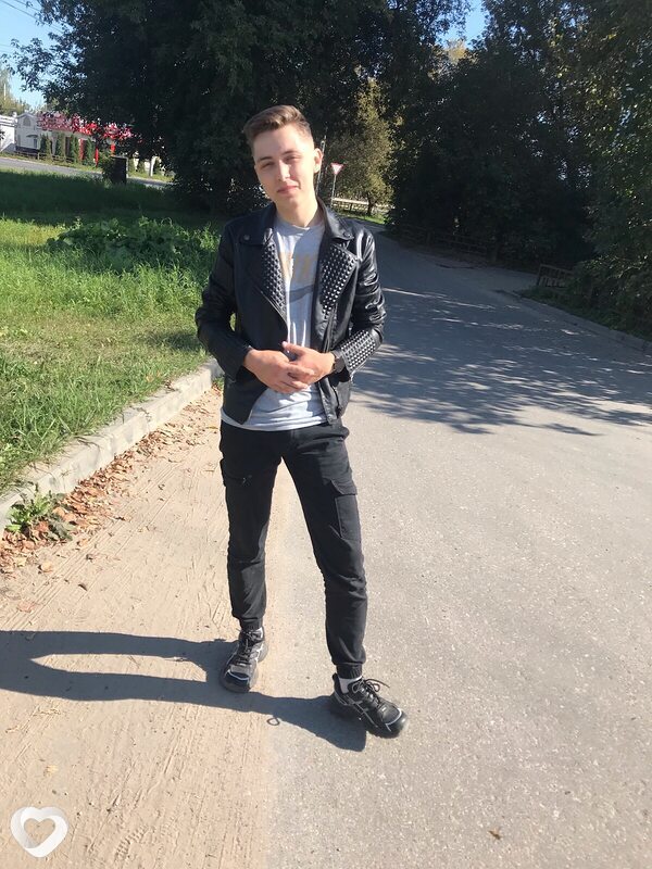 Иван, 23, Боре — анкета №2974074
