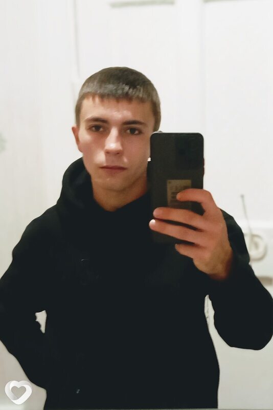 Евгений, 21, Чите — анкета №2974379