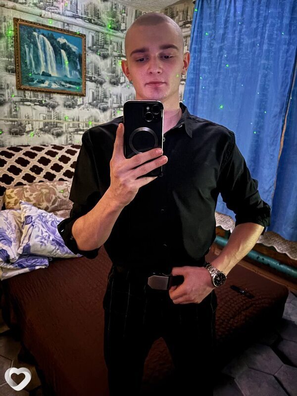 Максим, 21, Усолье-Сибирское — анкета №2974395