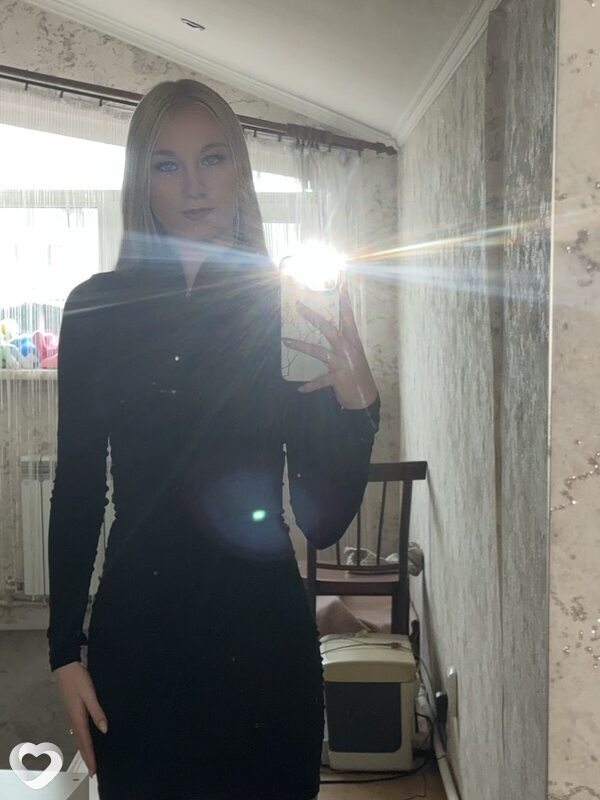 Алёна, 18, Чите — анкета №2975125