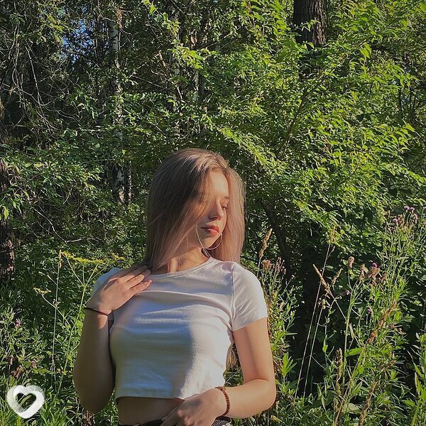 Даша, 20, Омске — анкета №2974453