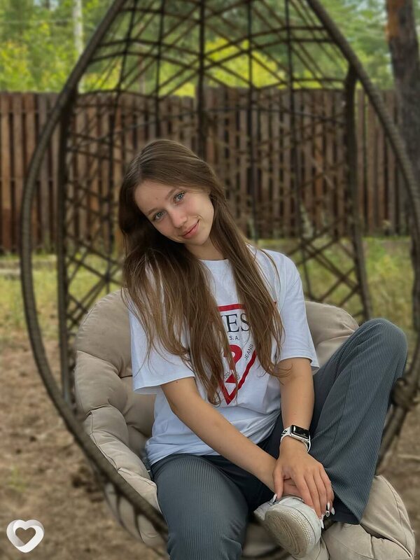 Алина, 23, Москве — анкета №2974506