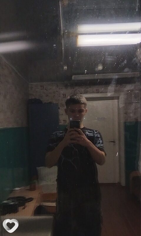 Андрей, 19, Лиде — анкета №2974657