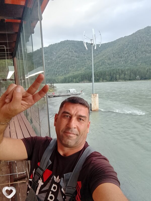 Юрий, 45, Горно-Алтайске — анкета №2974930