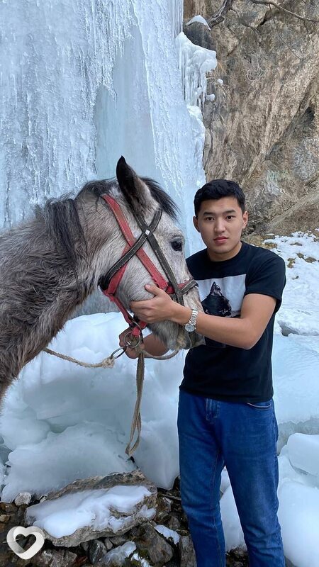 Нурс, 21, Москве — анкета №2974976