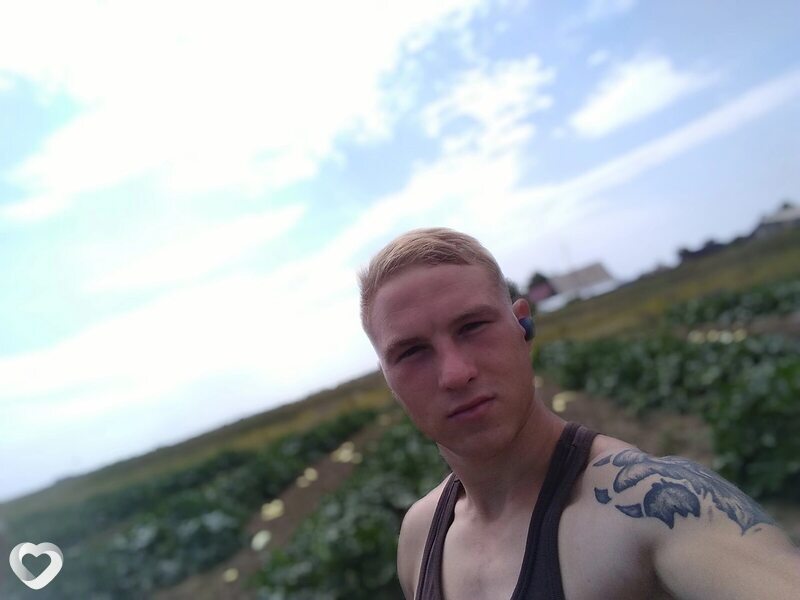 Влад, 24, Новосибирске — анкета №2975112