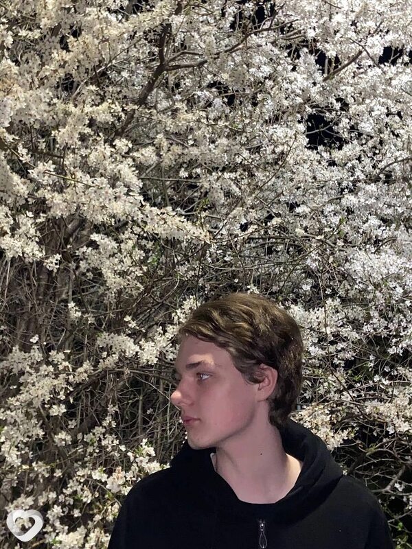 Артем, 22, Армавире — анкета №2975261
