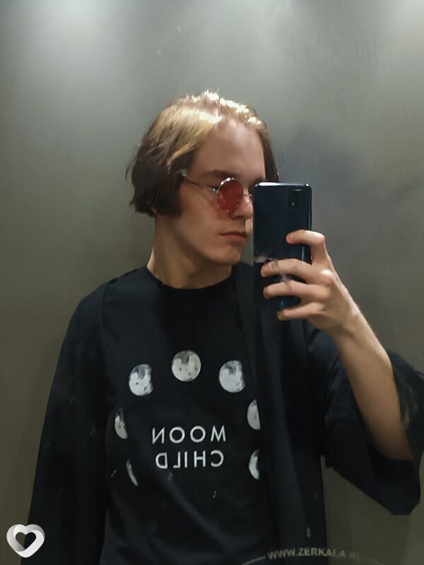 Виктор, 20, Москве — анкета №2975340