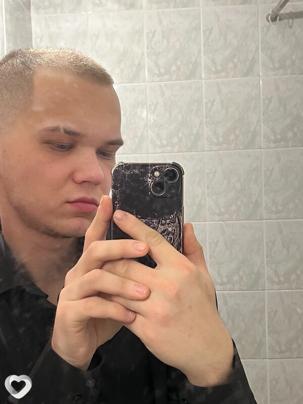 Вова, 22, Кирове — анкета №2975397