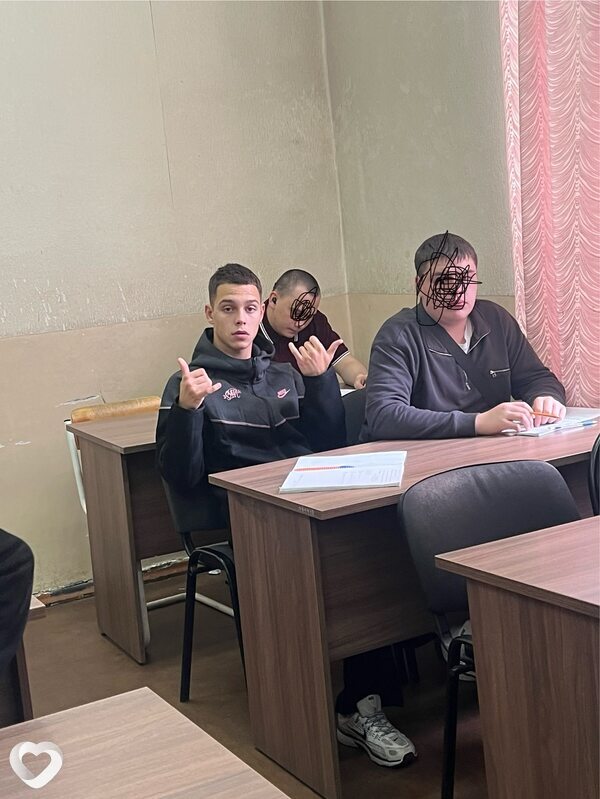 Кирюха, 19, Иркутске — анкета №2975707
