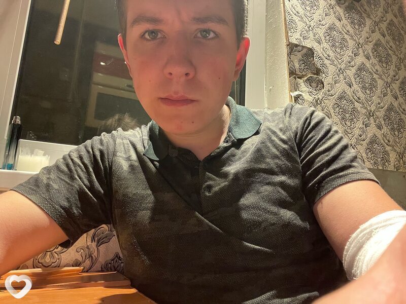 Александр, 22, Омске — анкета №2976010