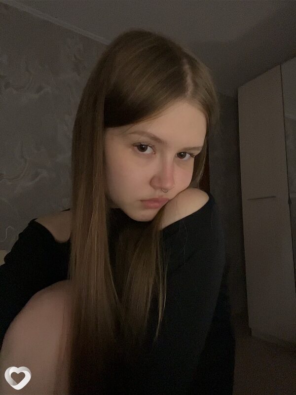 Алина, 18, Рыбинске — анкета №2975937