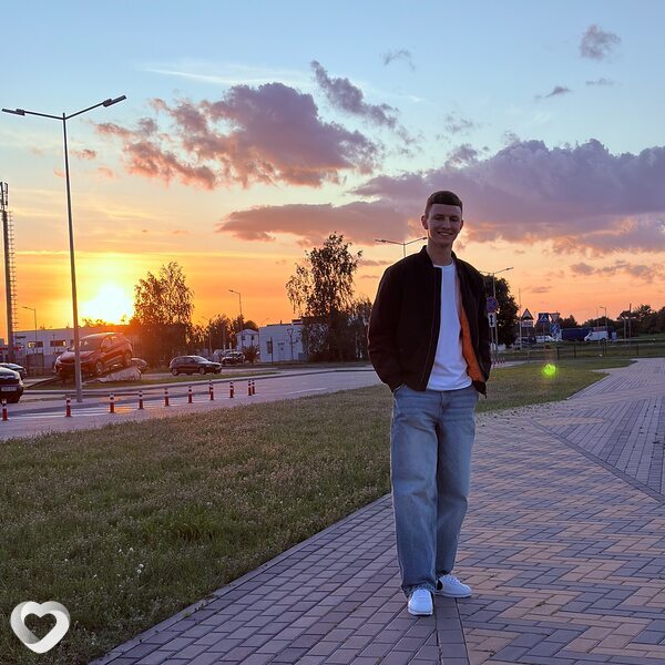 Вадим, 19, Минске — анкета №2975866