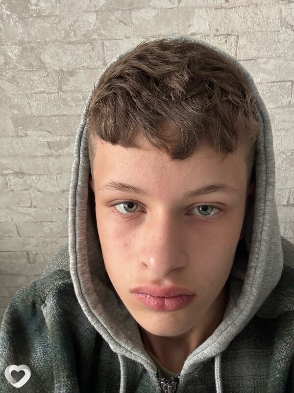 Petr, 20, Владимире — анкета №2976624
