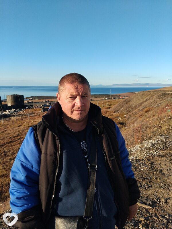 Александр, Певек
