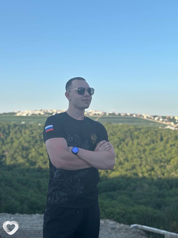 Данил, 23, Москве — анкета №2976688
