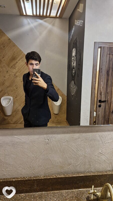 Артем, 20, Казани — анкета №2976655