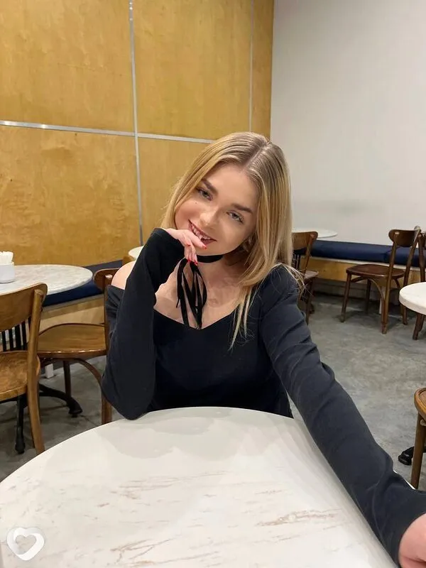 Настя, 20, Москве — анкета №2977010