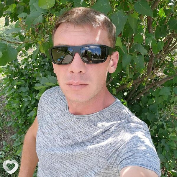 Артем, 38, Астрахани — анкета №2976975