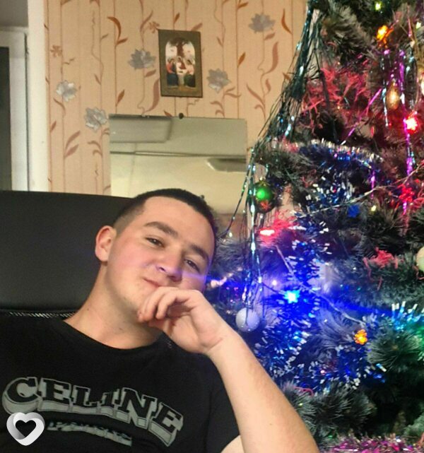 Бека, 25, Луге — анкета №2977270