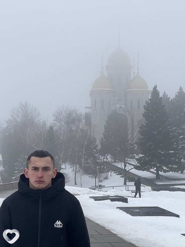 Владимир, 21, Серпухове — анкета №2977213