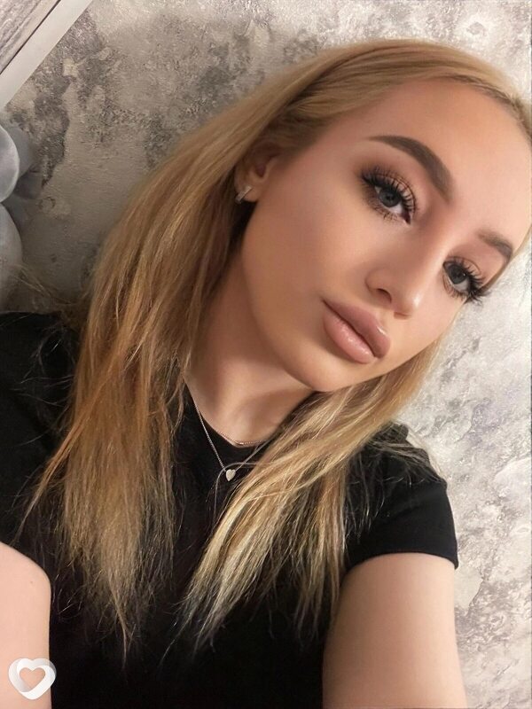 Кристина, 23, Благовещенске — анкета №2977613
