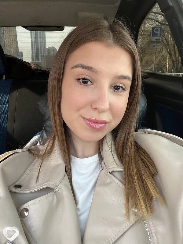 Милана, 21, Ижевске — анкета №2977699
