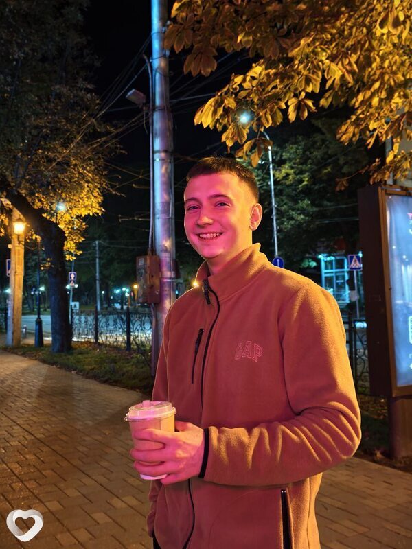 Вадим, 20, Ессентуках — анкета №2978221