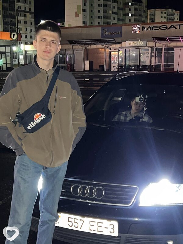 Евгений, 22, Мозыре — анкета №2978403