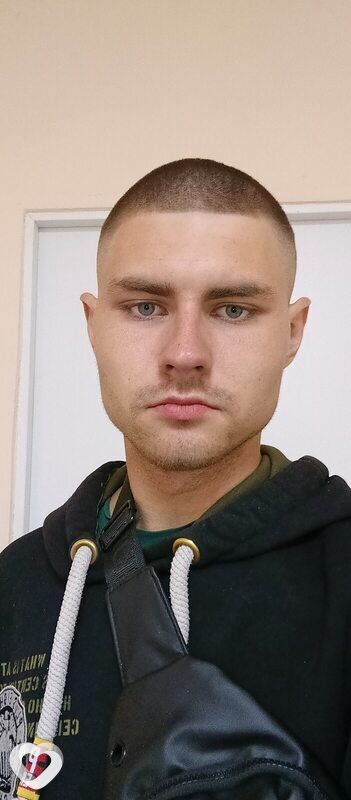 Андрей, 20, Луганске — анкета №2978617