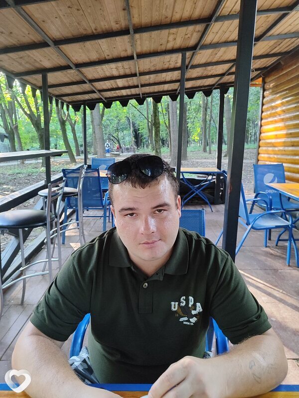 Максим, 31, Киеве — анкета №2978579