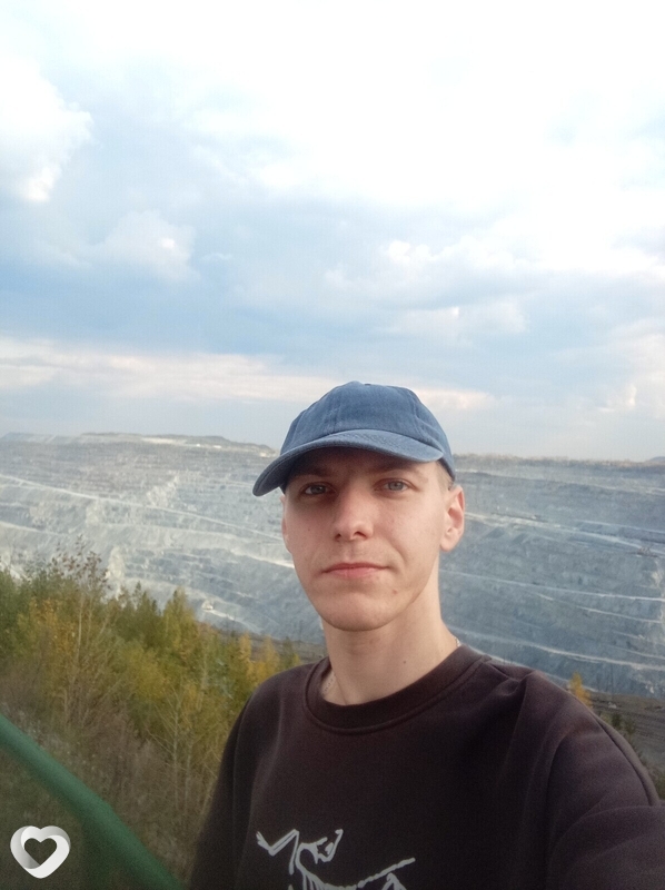 Павел, 27, Каменске-Уральском — анкета №2978953
