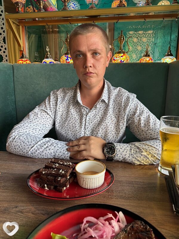 Владимир, 25, Бийске — анкета №2978890