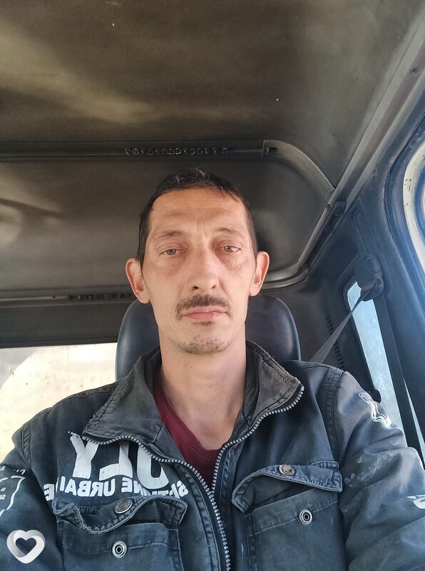 Андрей, 42, Горно-Алтайске — анкета №2979048