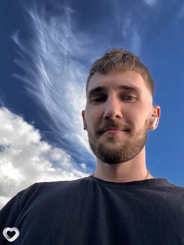 Дмитрий, 25, Омске — анкета №2979201